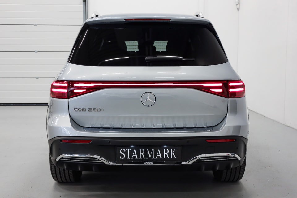 Mercedes EQB250+ AMG Advance 5d