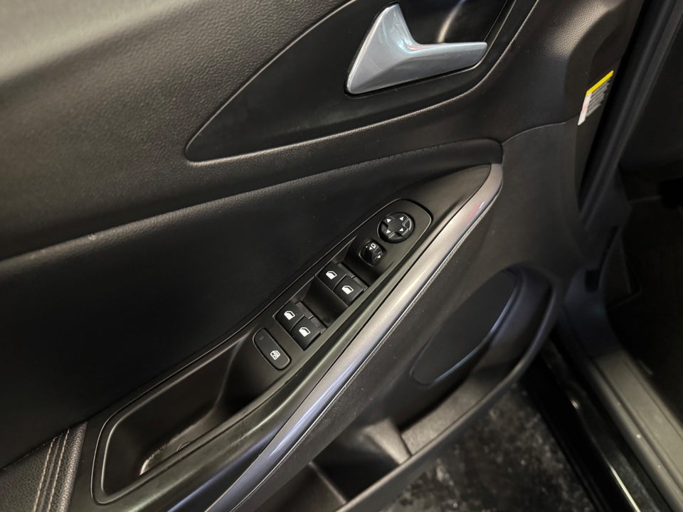 Opel Grandland X 1,6 Hybrid Exclusive aut. 5d