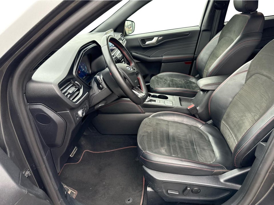 Ford Kuga 2,5 PHEV ST-Line X CVT 5d