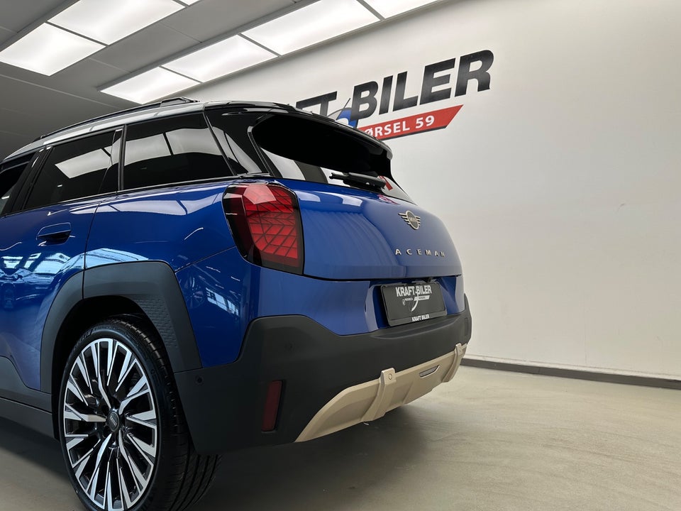 MINI Aceman E Favoured Trim L 5d