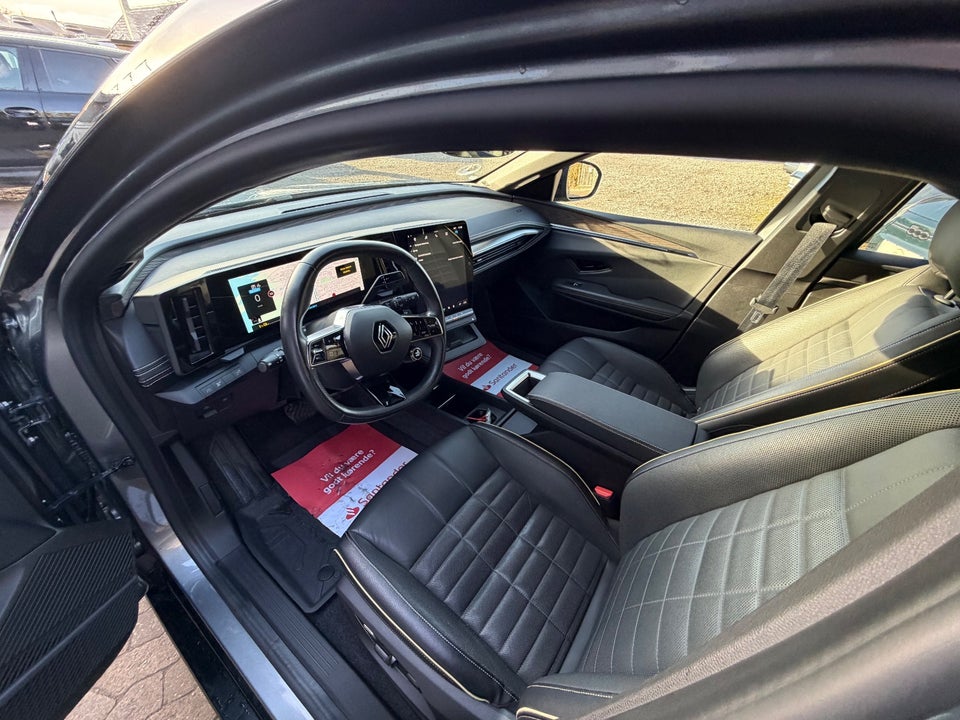 Renault Megane E-Tech 60 Iconic 5d