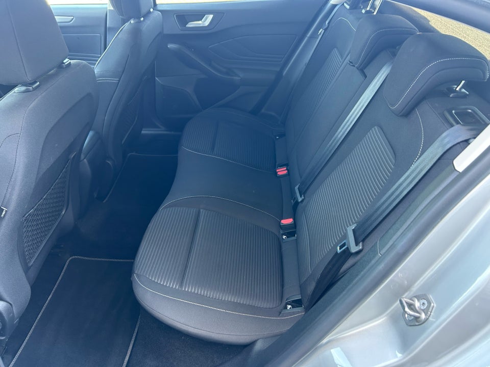 Ford Focus 1,0 EcoBoost mHEV Titanium X 5d