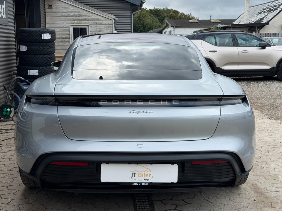 Porsche Taycan 4d