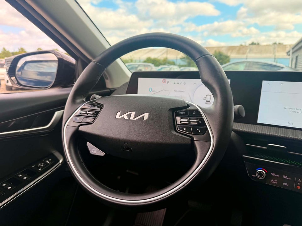 Kia EV6 77 Long Range Upgrade 5d
