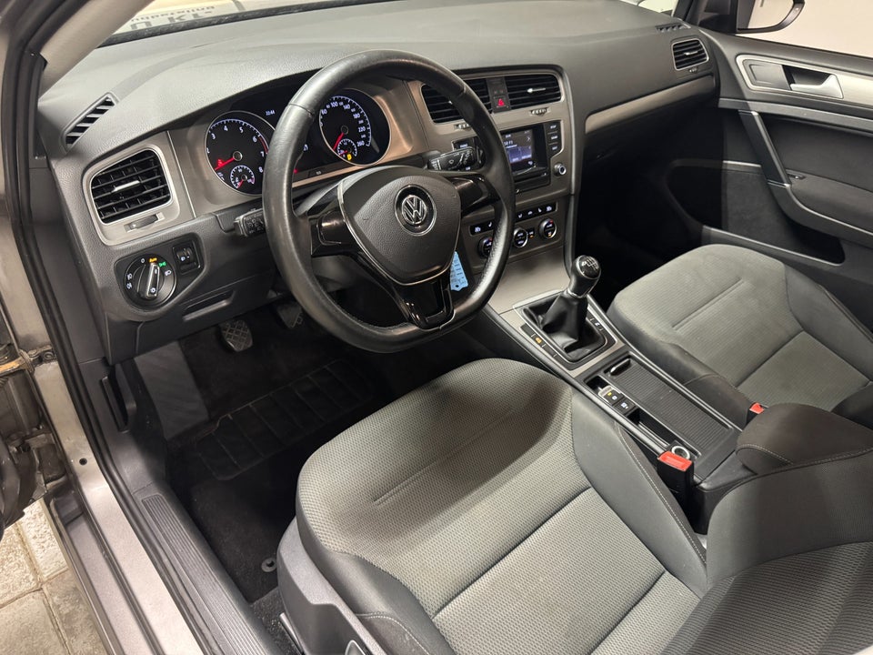 VW Golf VII 1,4 TSi 122 Comfortline BMT 5d