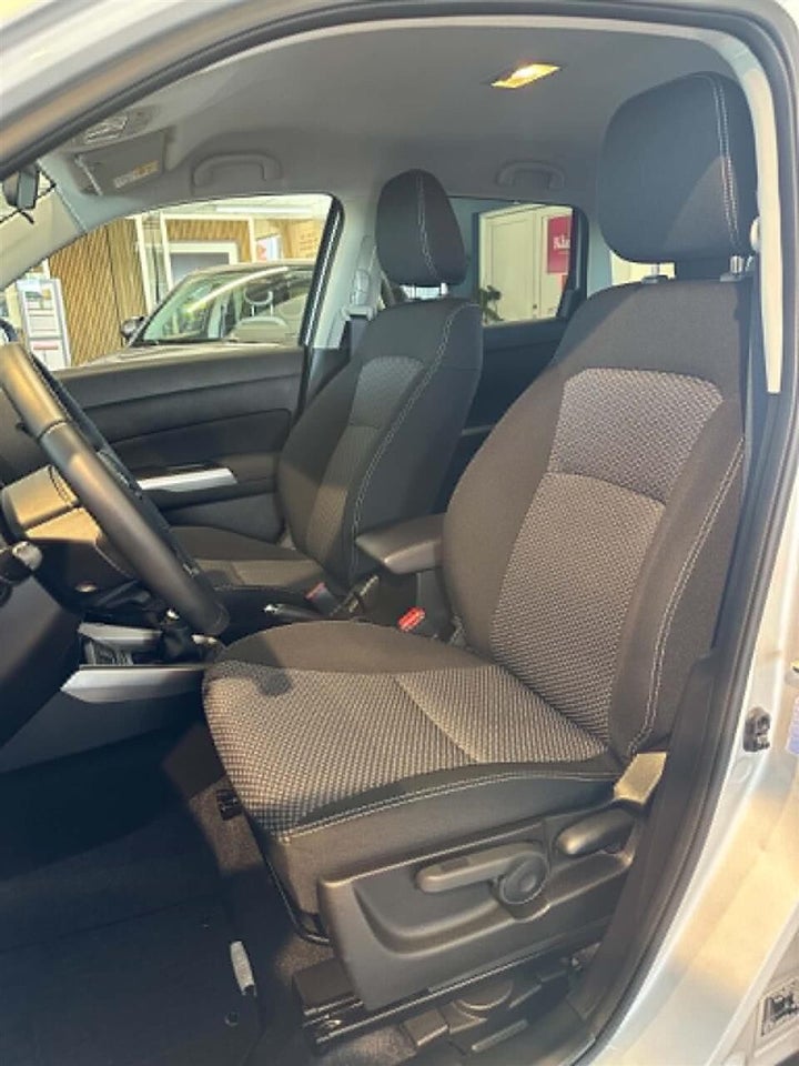 Suzuki Vitara 1,4 mHybrid Active 5d