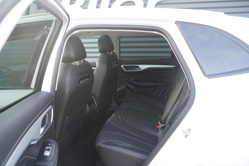 MG Marvel R Performance 5d