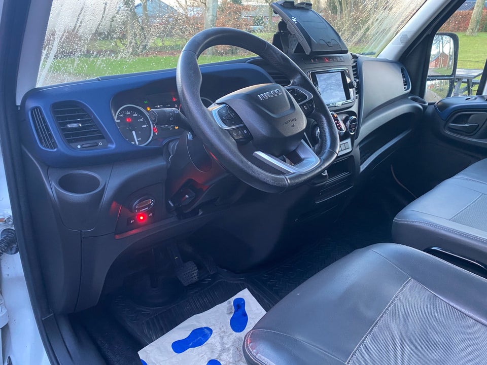 Iveco Daily 2,3 35S16 Alukasse m/lift AG8 2d