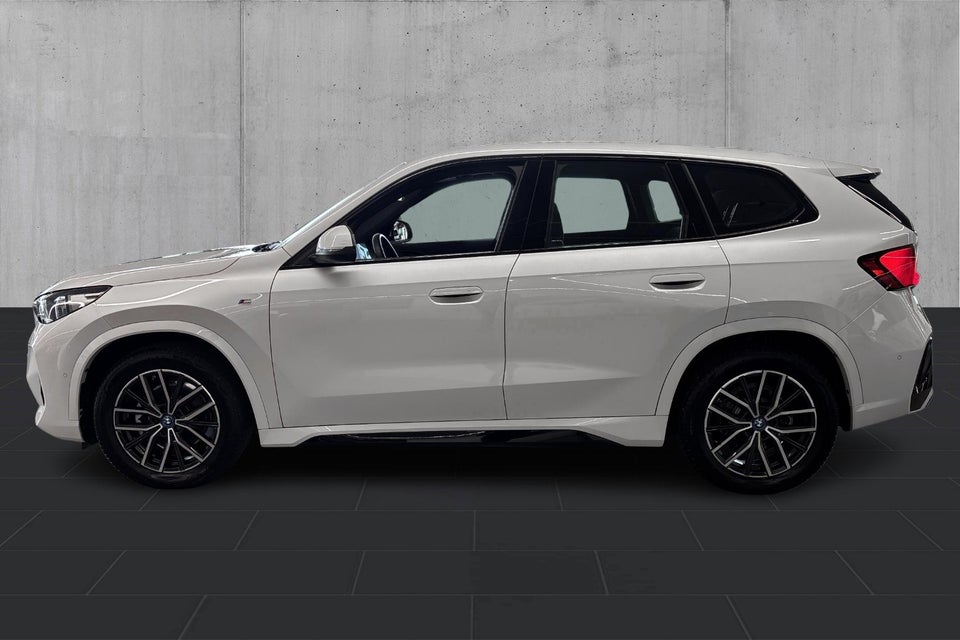BMW iX1 eDrive20 M-Sport 5d