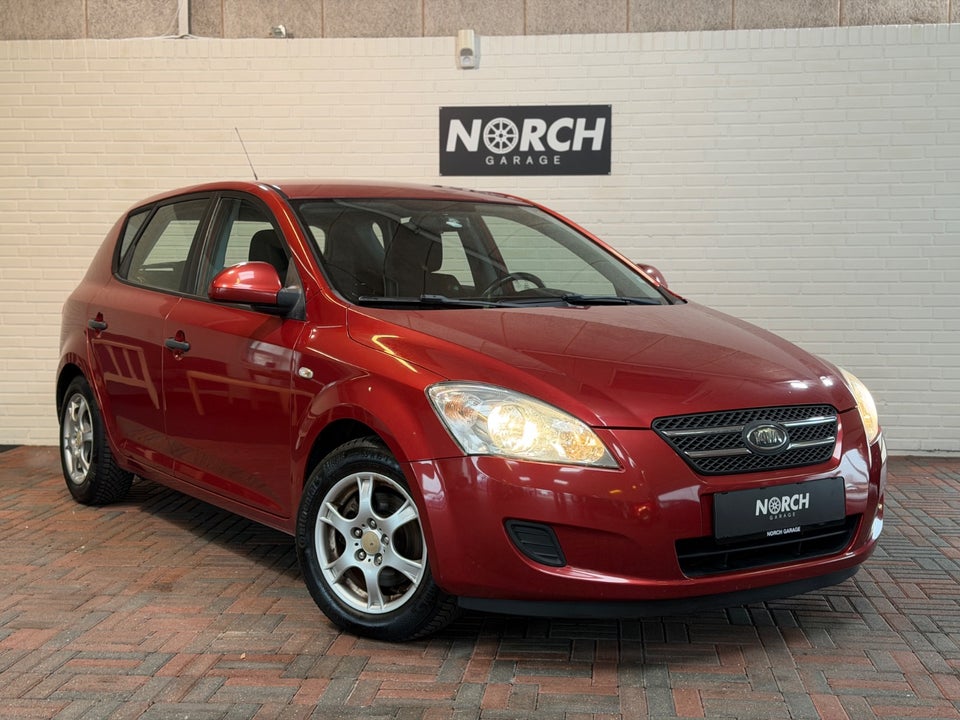 Kia Ceed 1,6 CRDi Active 5d