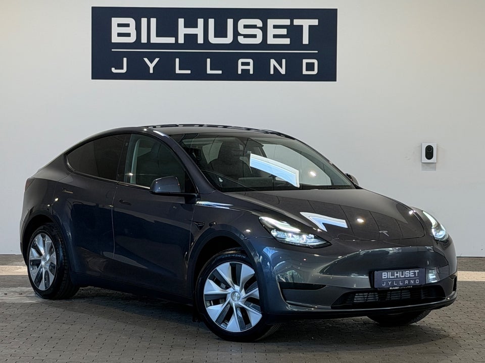 Tesla Model Y RWD 5d