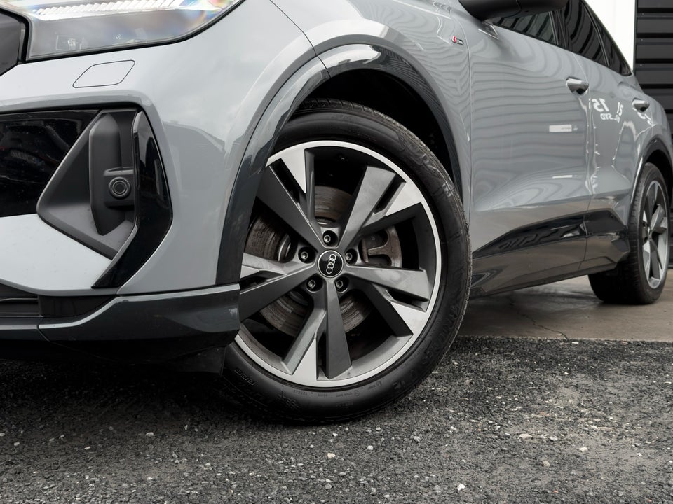 Audi Q4 e-tron 40 Attitude S-line Sportback 5d