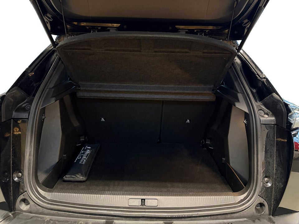 Peugeot e-2008 54 GT 5d