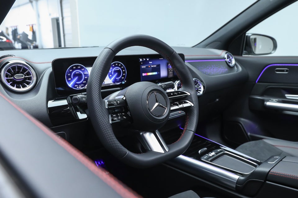 Mercedes EQA250+ AMG Advance 5d