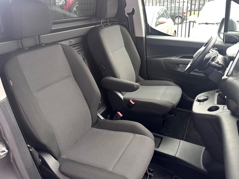 Peugeot Partner 1,2 PureTech 130 L2V2 Ultimate EAT8 Van