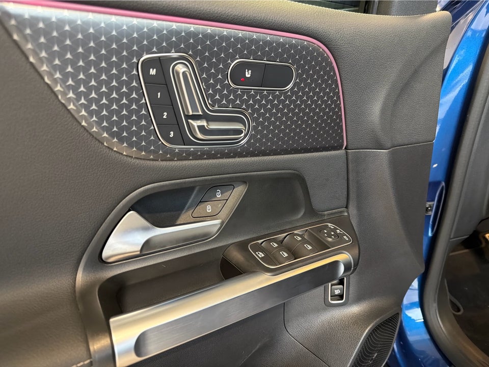 Mercedes EQB250+ Progressive 5d