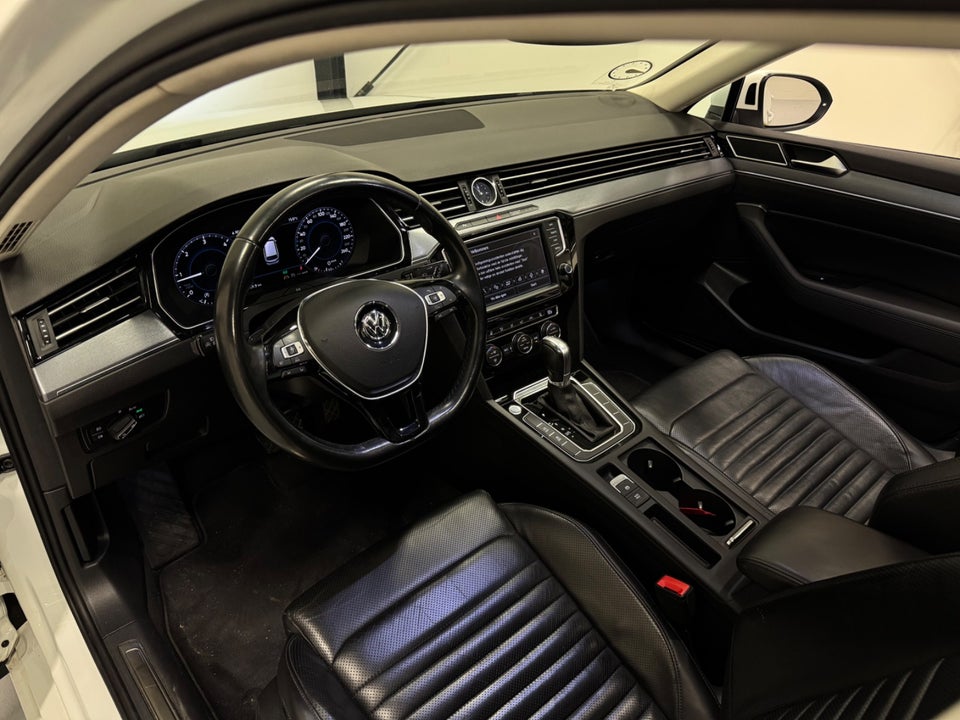 VW Passat 2,0 TDi 190 Highline+ Variant DSG 5d