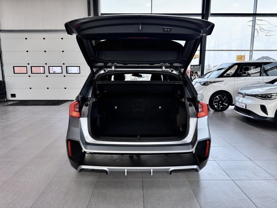 BMW iX1 xDrive30 M-Sport 5d