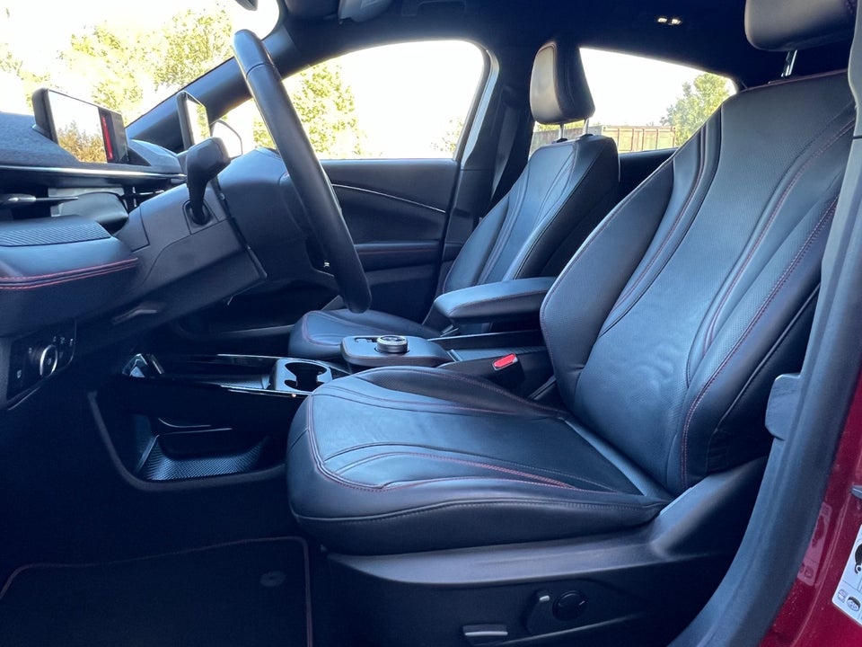 Ford Mustang Mach-E 98 Extended Range 5d