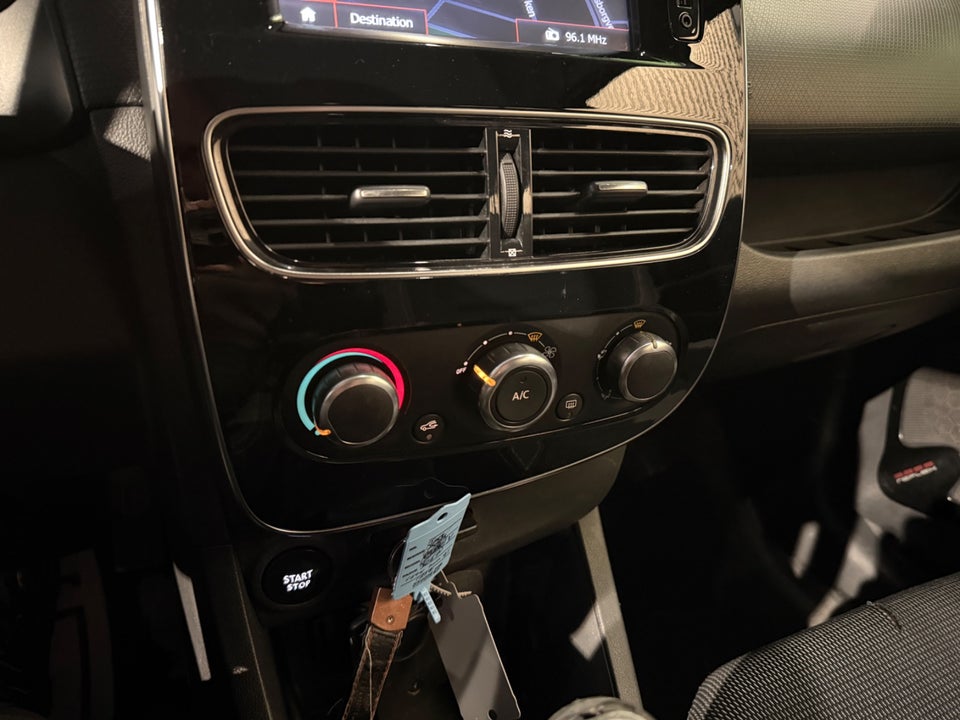 Renault Clio IV 1,5 dCi 90 Zen 5d