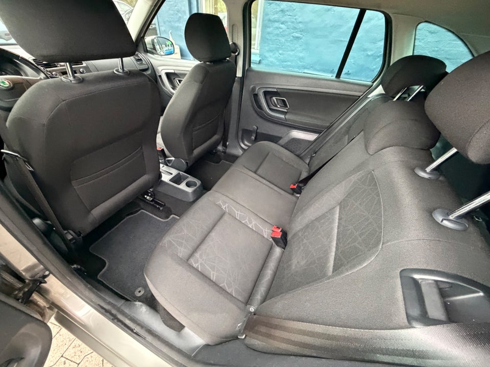 Skoda Fabia 1,2 TSi 105 Ambiente Combi 5d