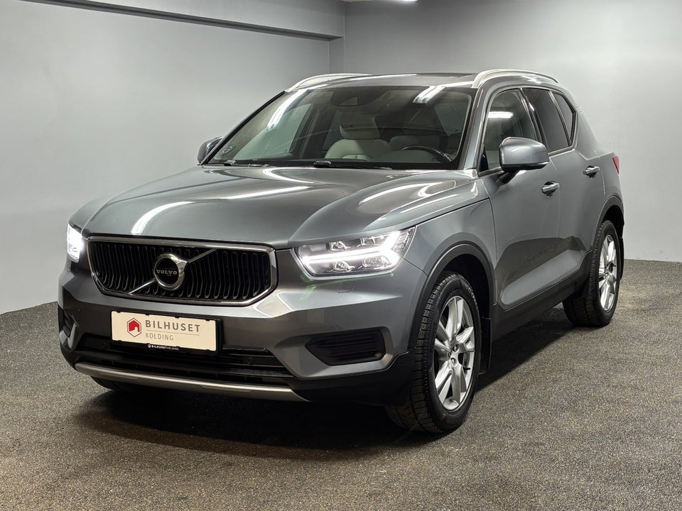 Volvo XC40 2,0 T4 190 Momentum aut. 5d