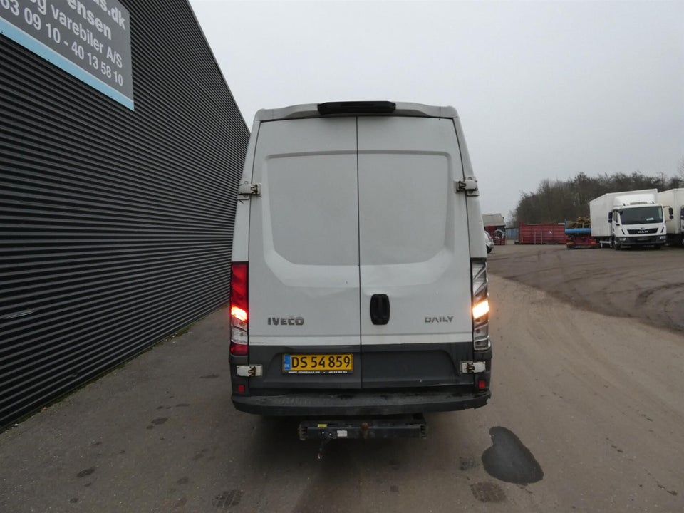 Iveco Daily 3,0 35C18 12m³ Van