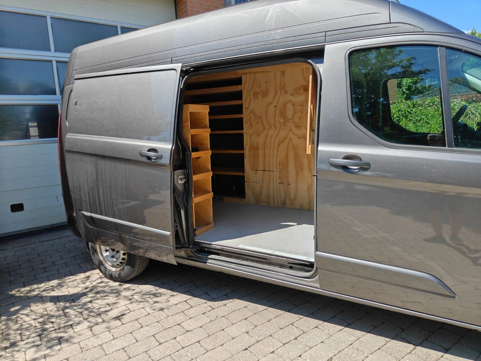 Ford Transit Custom 300 L2 2,0 TDCi 170 Trend