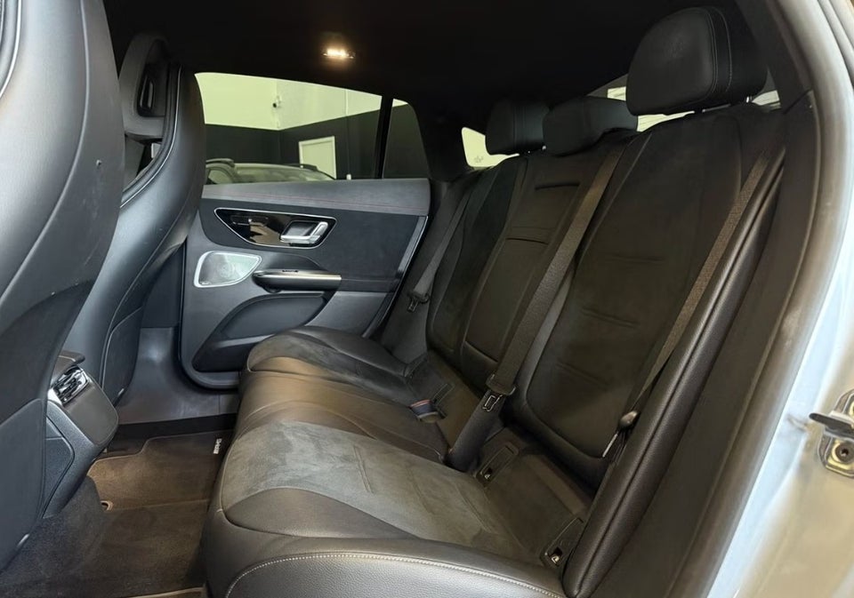 Mercedes EQE350+ AMG Line 4d