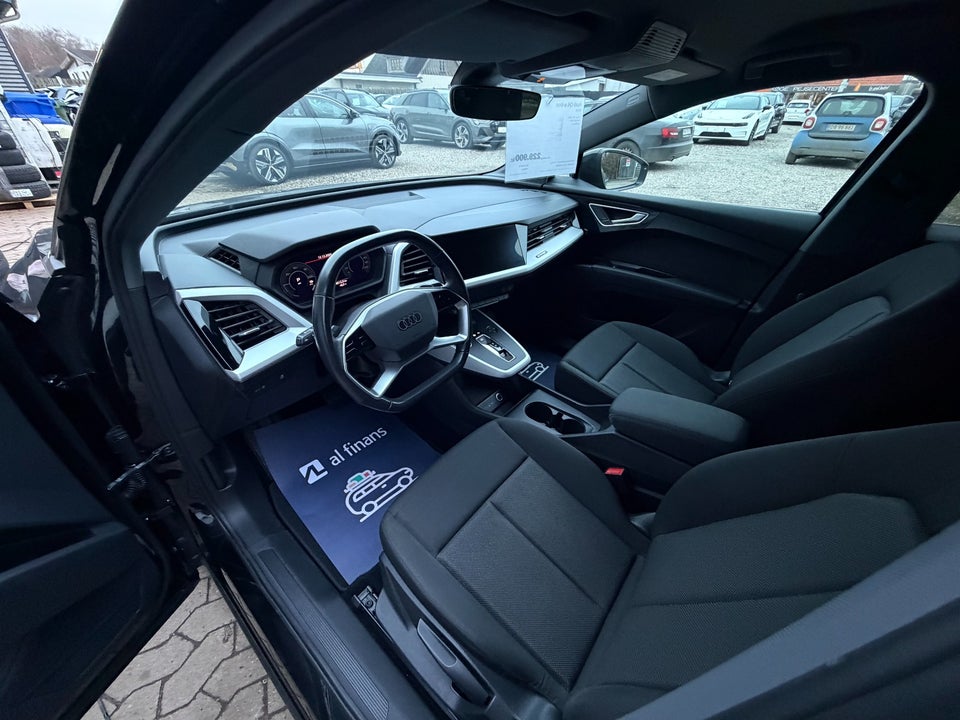 Audi Q4 e-tron 40  5d