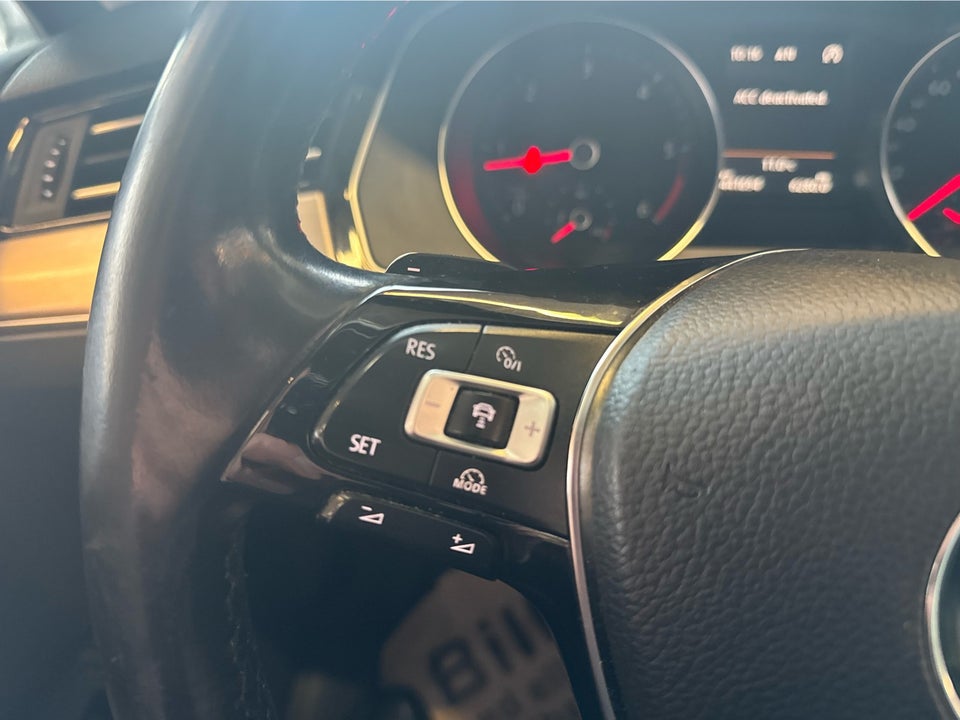 VW Passat 2,0 TDi 150 Highline Variant DSG 5d