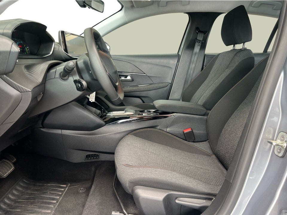 Peugeot e-208 50 Style 5d