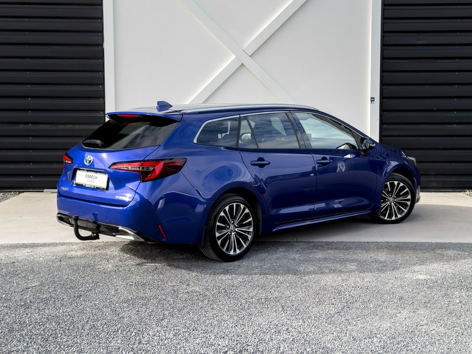 Toyota Corolla 1,8 Hybrid Style Touring Sports e-CVT 5d