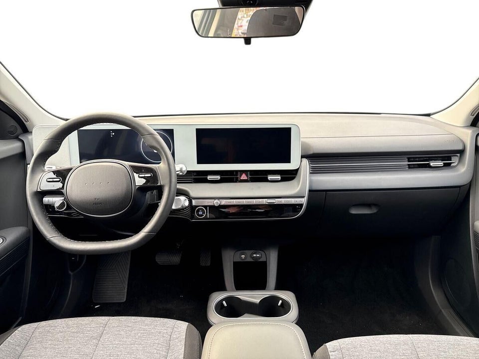 Hyundai Ioniq 5 77 Essential 5d