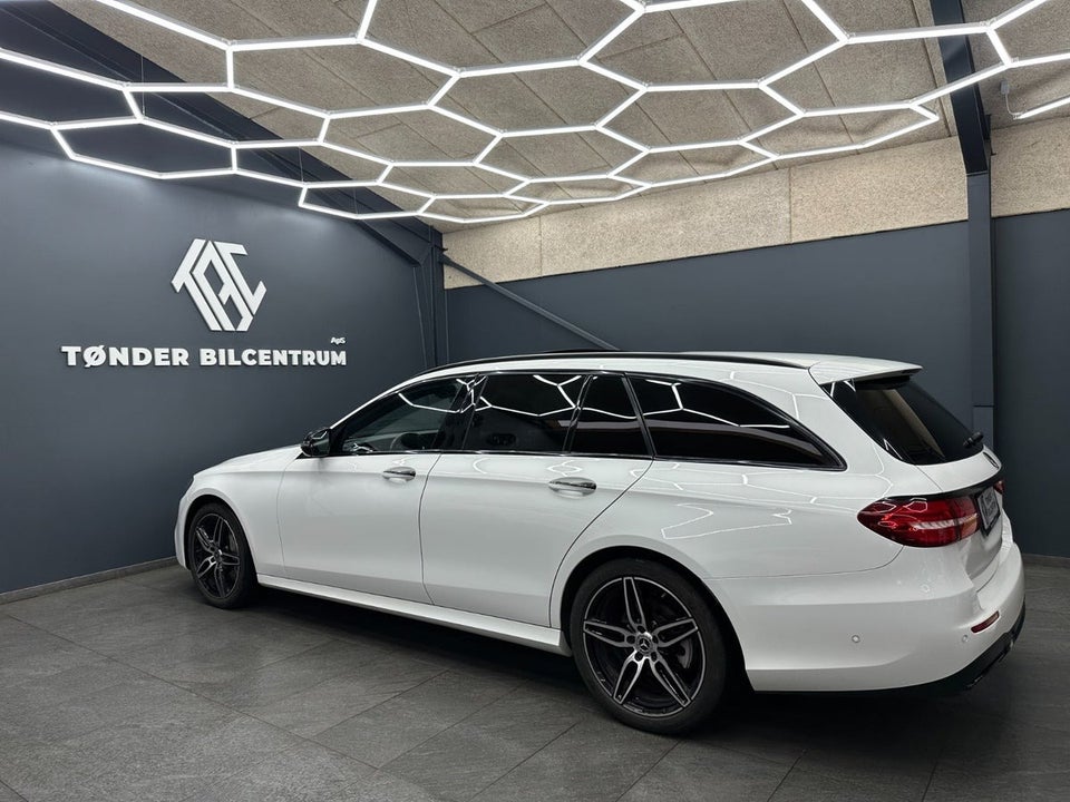 Mercedes E220 d 2,0 AMG Line stc. aut. 5d