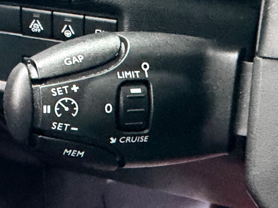 Citroën C5 Aircross 1,6 Hybrid Shine Sport EAT8 5d