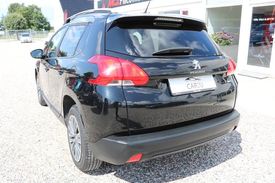 Peugeot 2008 1,2 e-THP 110 Active Sky 5d