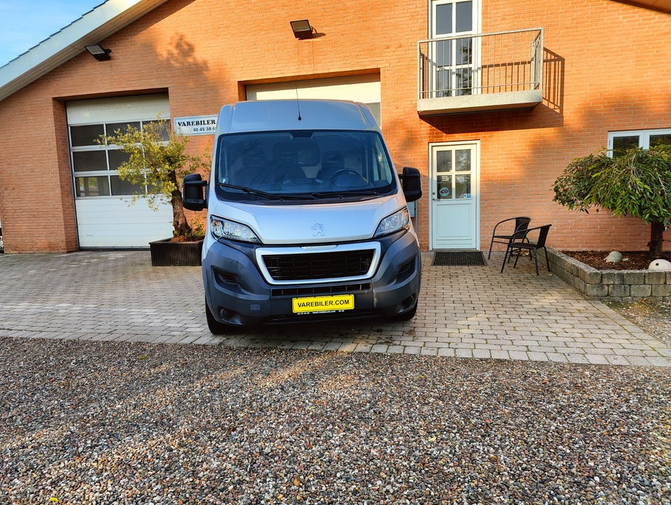 Peugeot Boxer 335 2,0 BlueHDi 163 L2H2 Premium