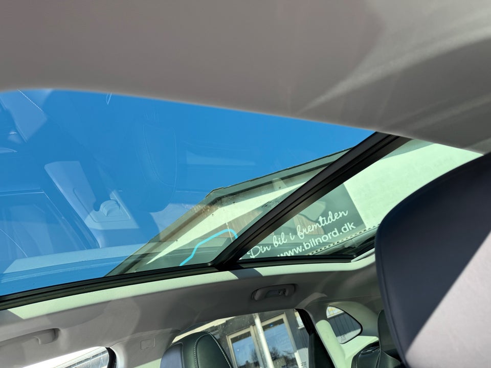 MG Marvel R Luxury 5d