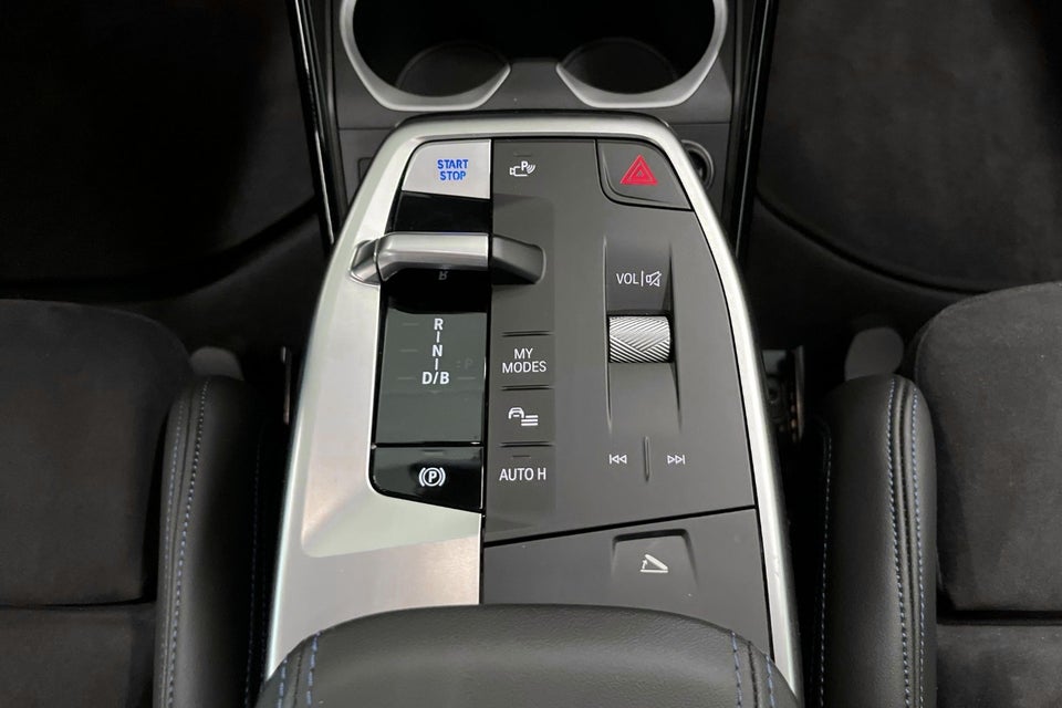 BMW iX2 eDrive20 M-Sport 5d