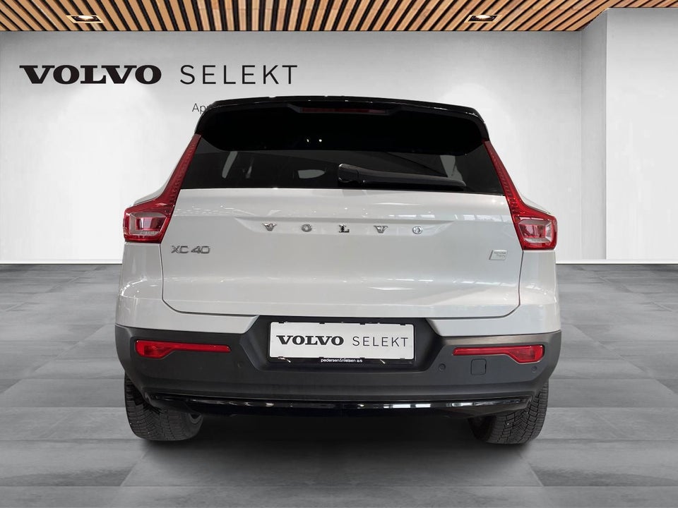 Volvo XC40 P8 ReCharge Pro 5d