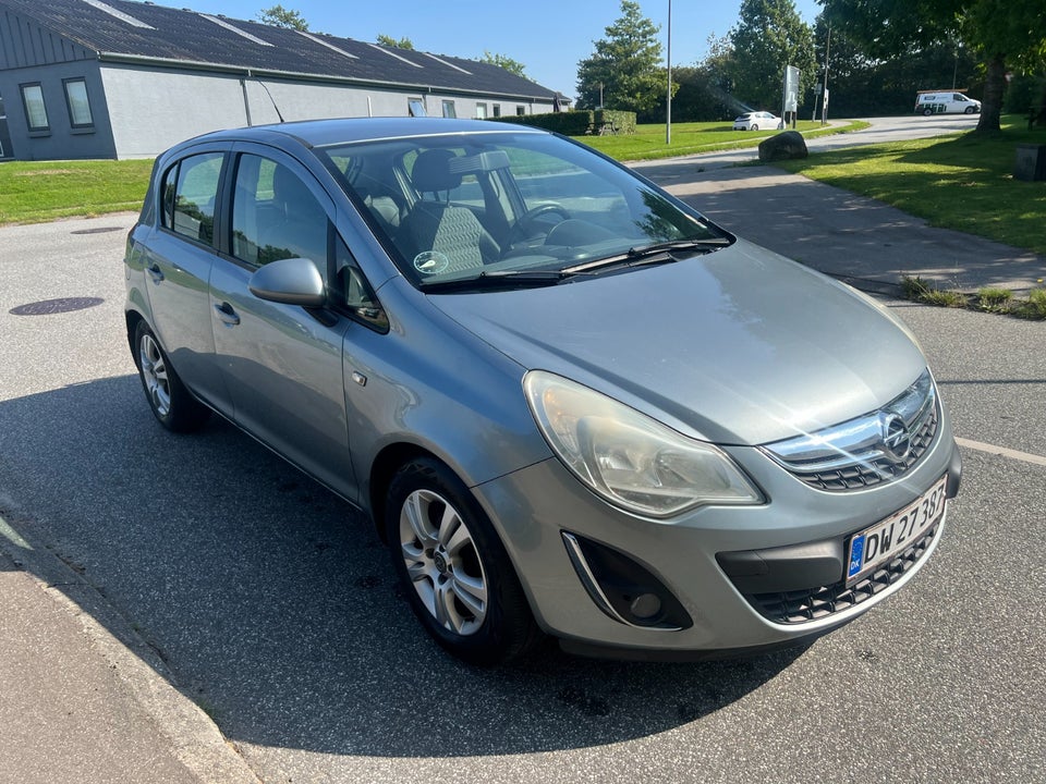 Opel Corsa 1,3 CDTi 95 Cosmo eco 5d