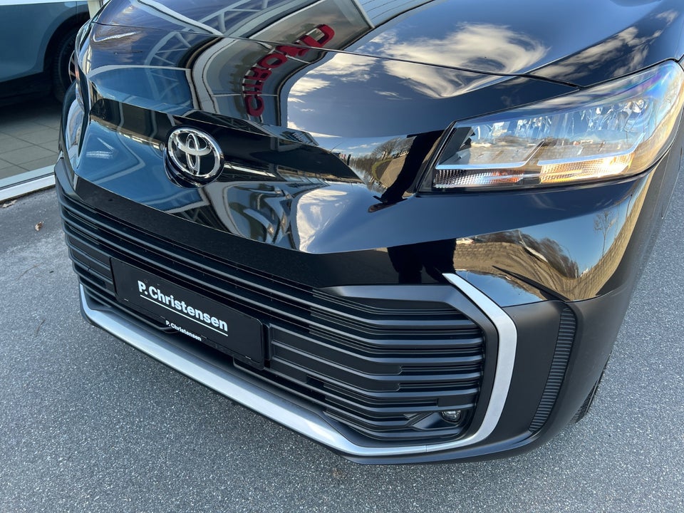 Toyota ProAce Verso 75 Long Shuttle 5d