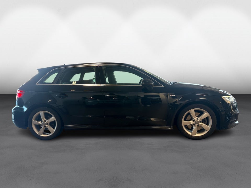 Audi A3 40 TFSi Sport Limited Sportback S-tr. 5d