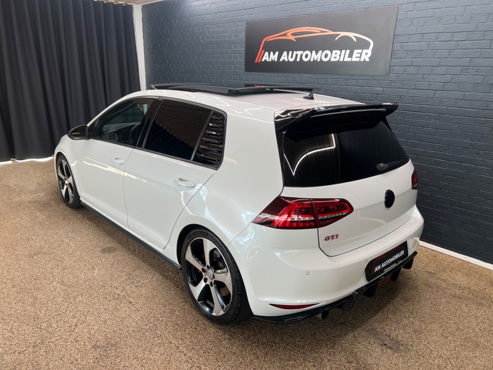 VW Golf VII 2,0 GTi Performance BMT Van 5d