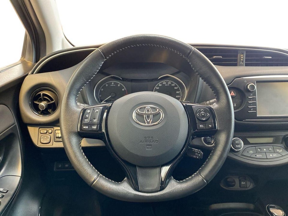 Toyota Yaris 1,5 VVT-iE T3 Limited Smart MDS 5d