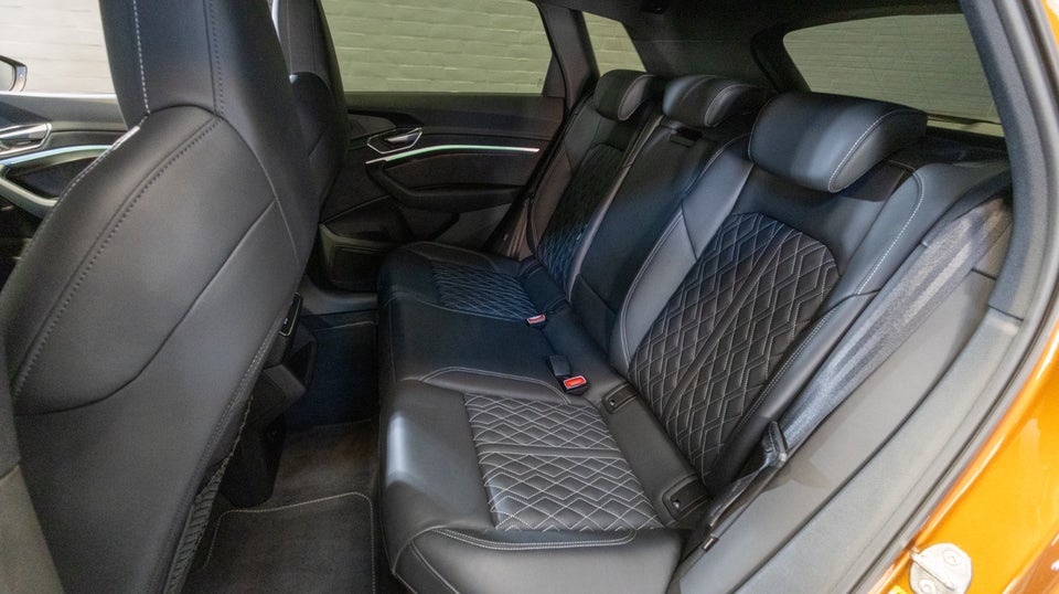 Audi e-tron 55 S-line quattro 5d