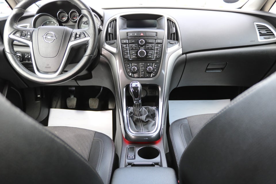 Opel Astra 1,7 CDTi 130 Cosmo eco 4d