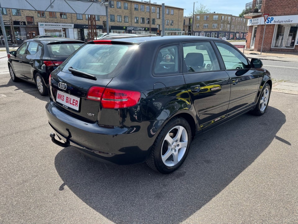 Audi A3 1,8 TFSi Ambition Sportback S-tr. 5d