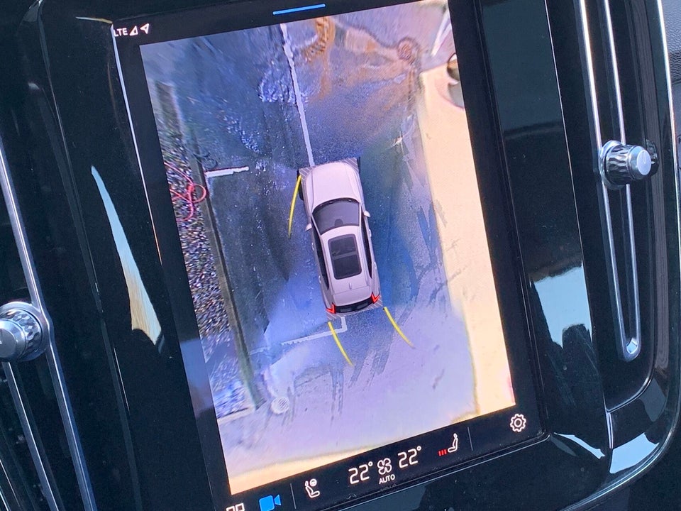 Volvo XC40 P6 ReCharge Ultimate 5d